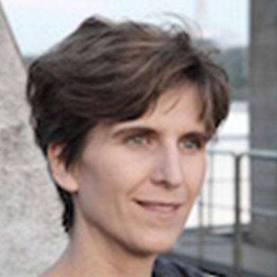 Dr. Julia Würtz